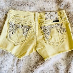 Womens Miss Me shorts. Size 25. Smoke free home.